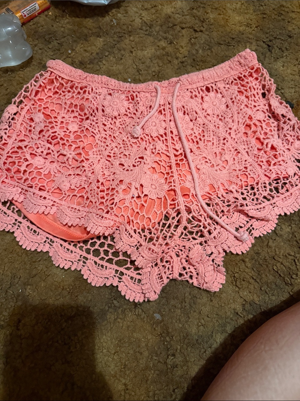 Crochet Lace Drawstring Shorts in Coral Pink Junior’s size S brand Derek Hart